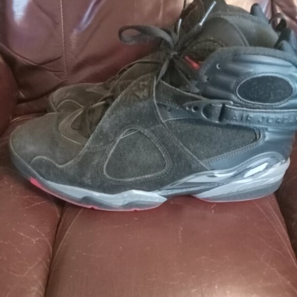 Jordan 8 - Picture 2 of 4